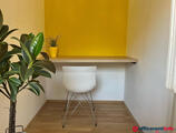 Offices to let in Lynx Coworking
