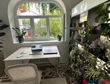 Offices to let in Green coworking center