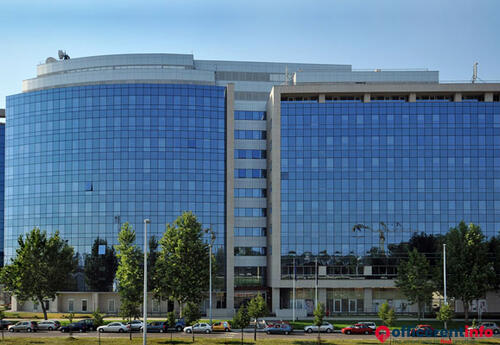 Offices to let in 19th Avenue