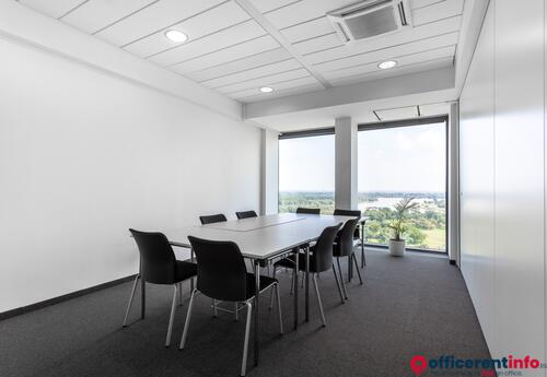 Offices to let in Affordable private office space for 5 people at Regus UŠĆE Tower