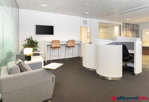 Offices to let in All-inclusive access to coworking space in Regus Kosovska 27