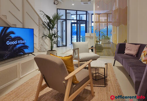 Offices to let in All-inclusive access to coworking space in Regus Kosovska 27