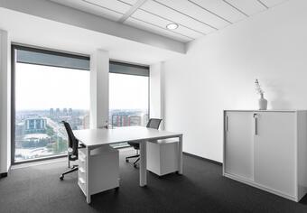 Private office space tailored to your business’ unique needs in Regus USCE Tower