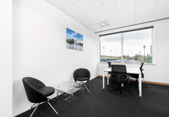 All-inclusive access to professional office space for 5 people in Regus Inobacka