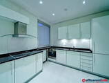 Offices to let in Office bulding B2