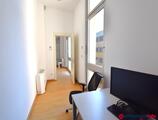 Offices to let in Office bulding B2