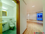 Offices to let in Office bulding B2