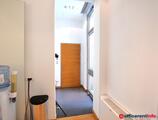 Offices to let in Office bulding B2