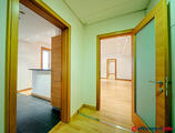 Offices to let in Office bulding B2